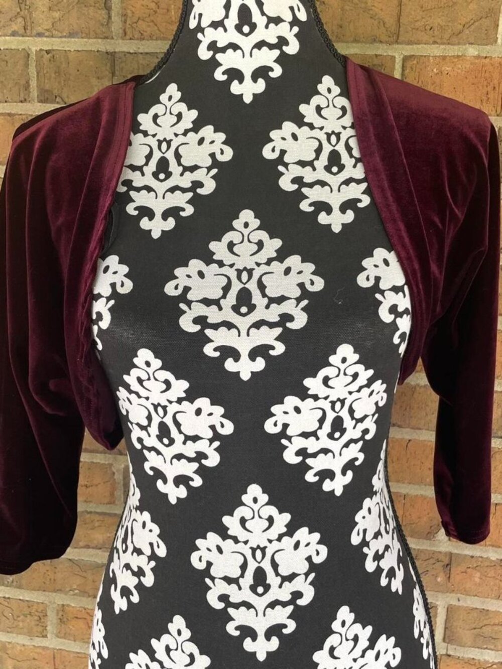 VTG 90's Whimsigoth Danielle Casey Wine Velvet Cropped Jacket Women's 8